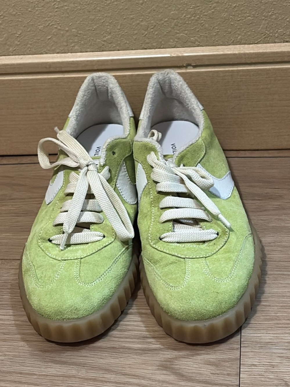 Voile Blanche Women's INES sneakers in a lime-white - Picture 3 of 9